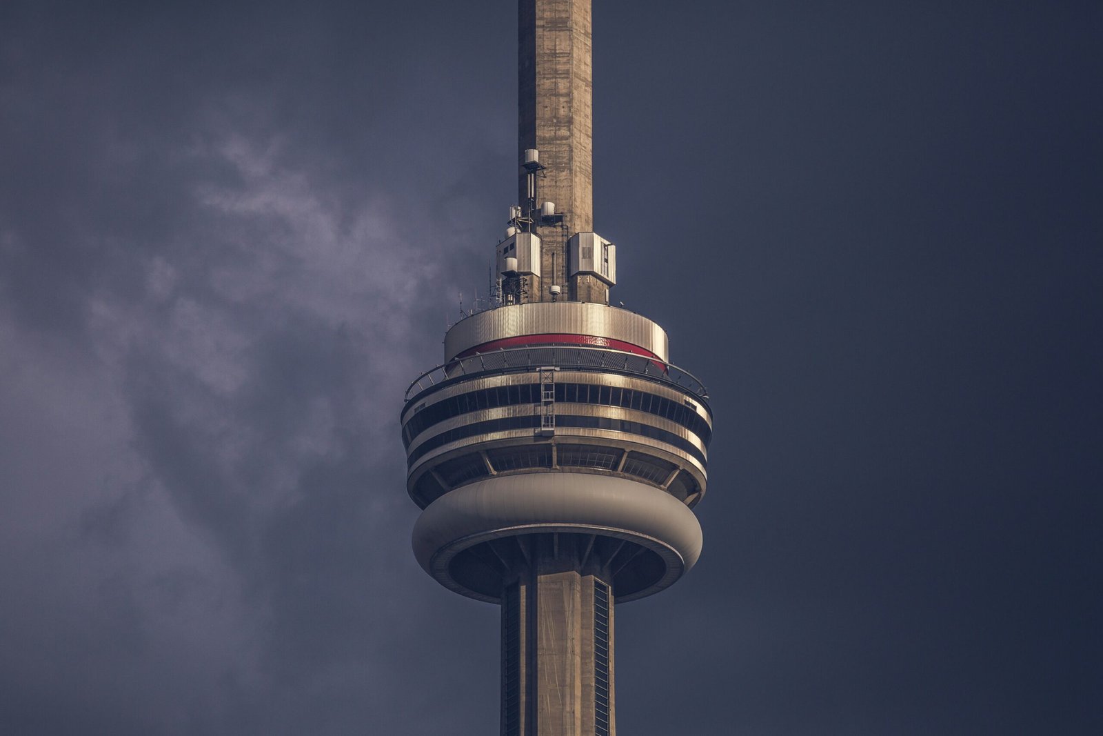 closeup photography of tower